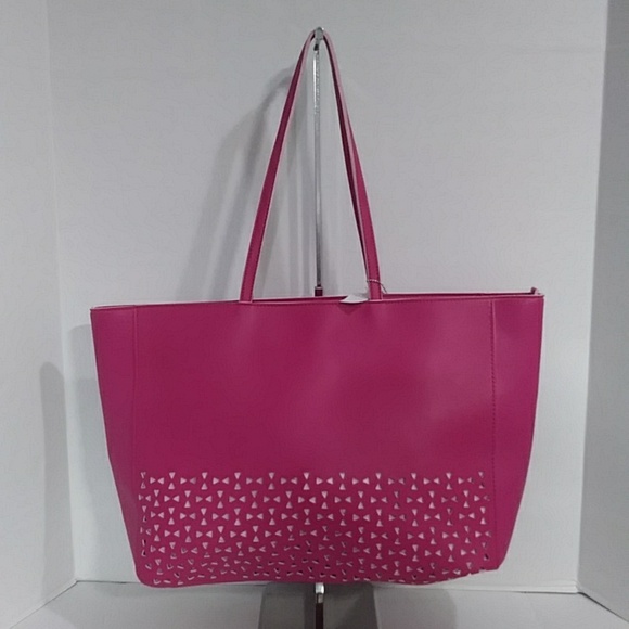 Bath & Body Works VIP Hot Pink Cutlet Tote Bag With Shine On Coin Pouch *NWT* - Picture 2 of 12